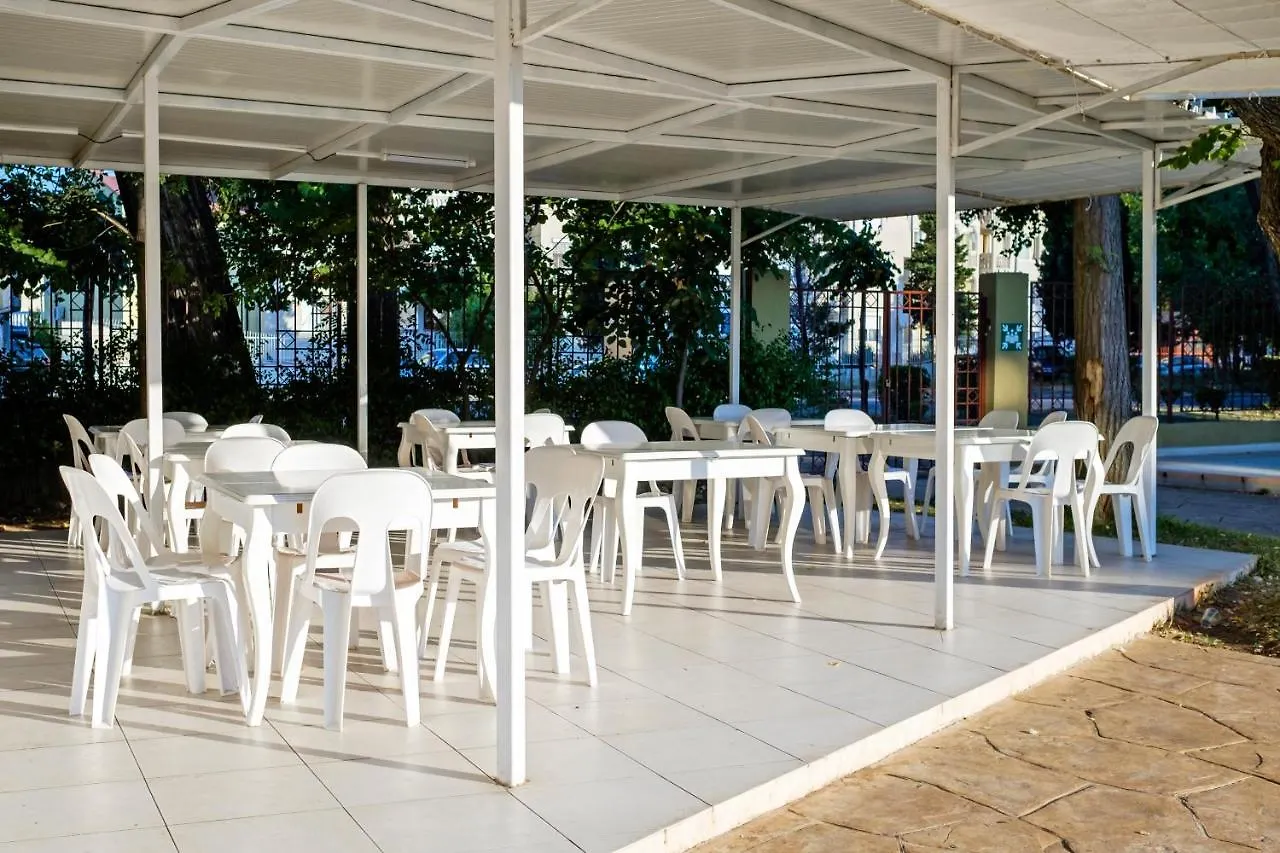 Hotel Garden Nevis Солнечный берег