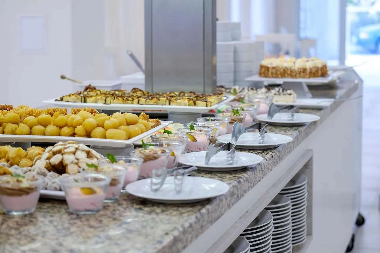 Hotel Garden Nevis Солнечный берег 3*,